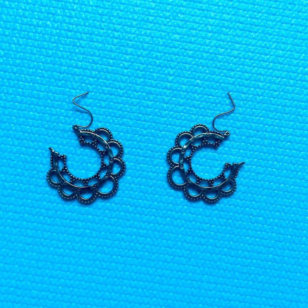 Vintage Earrings !